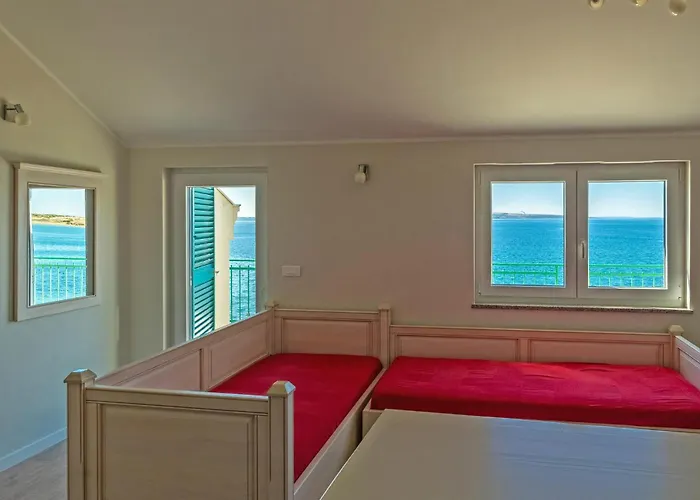7 Bedroom Amazing In *