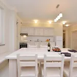 7 Bedroom Amazing In * Košljun