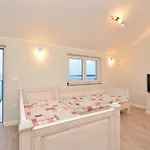 7 Bedroom Amazing In *