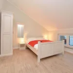 7 Bedroom Amazing In Σπίτι διακοπών