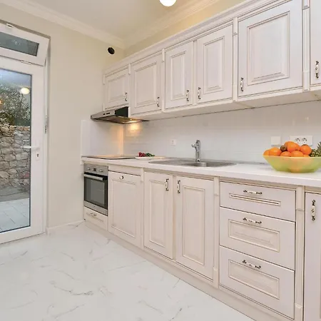 7 Bedroom Amazing In Feriehus *