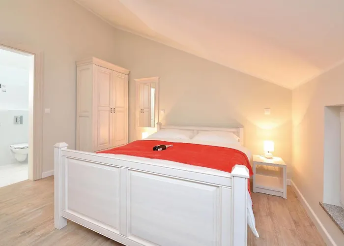 7 Bedroom Amazing In *