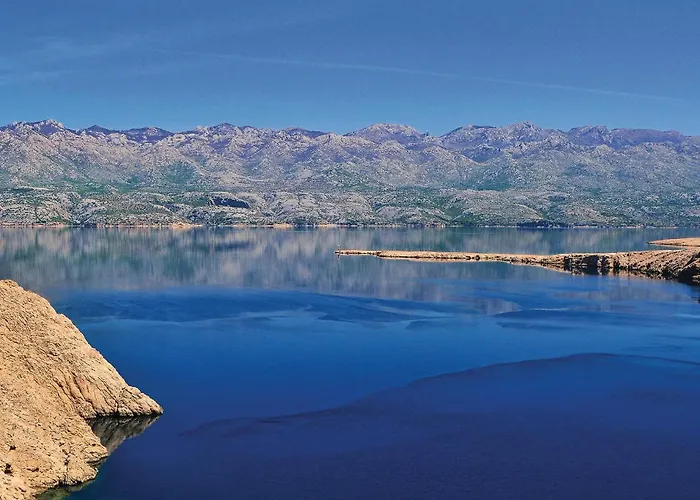 Vikendica 7 Bedroom Amazing In *